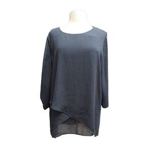 Chicos 2  Women's 12-14 Tunic Top  Black Roll Tab Sleeve Hi Lo Hem Blouse